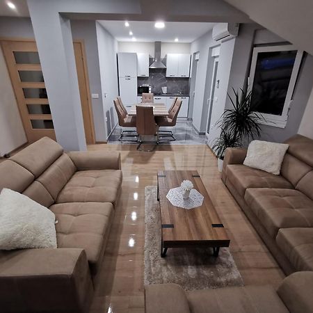 Apartman Bozur **** Satnica Dakovacka Eksteriør billede