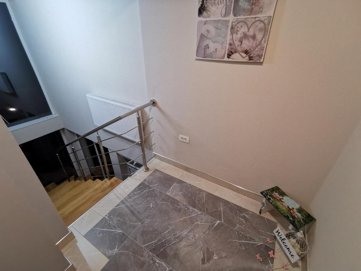 Apartman Bozur **** Satnica Dakovacka Eksteriør billede